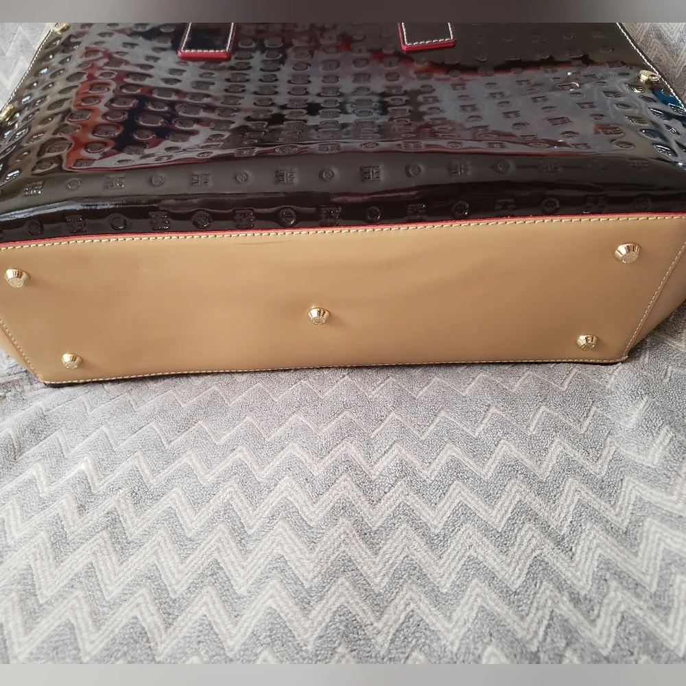 Arcadia Leather Handbag - Picture 10 of 10